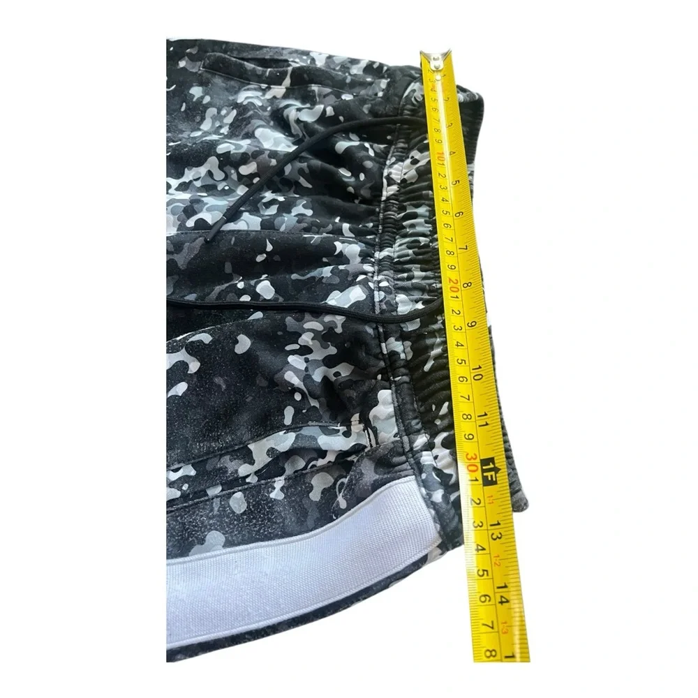 Nike Men's Sportswear Camo Pants Loose Fit AR3200 010 Gray White Black Size S